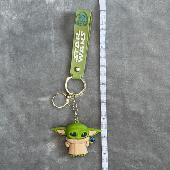 Star Wars Yoda Keychain - Picture 2 of 3